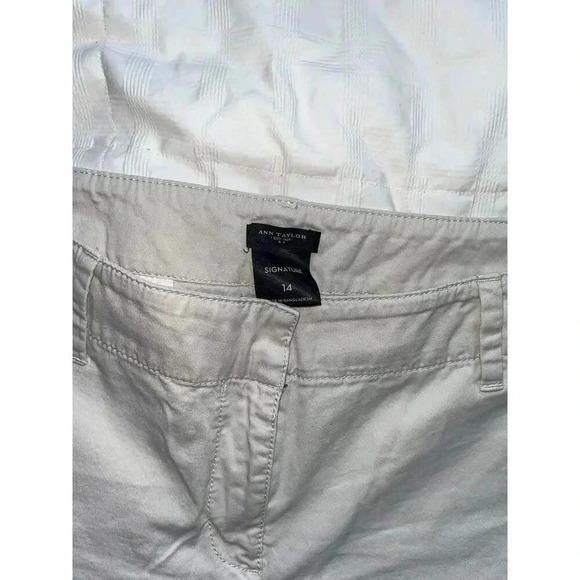 ANN TAYLOR signature shorts size 14 - Picture 2 of 3